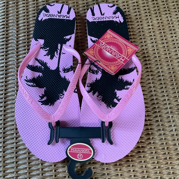 🌴🌸🌴 Havanera Flip Flops 🌴🌸🌴 - Picture 5 of 6